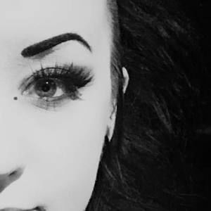 Meet your Posher, Jenie